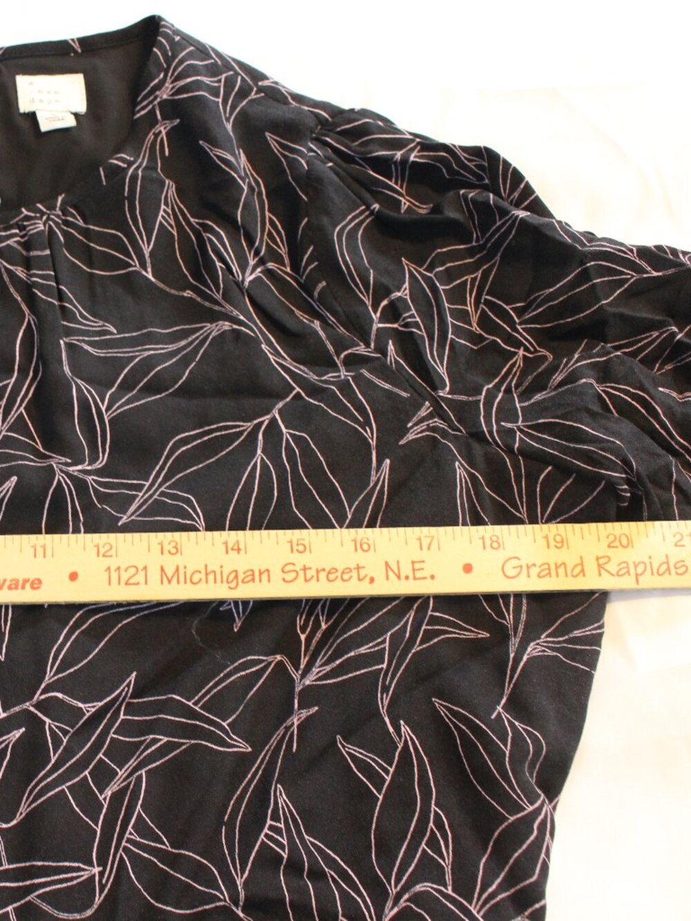 A New Day Black Leaf Print Long Sleeve Dress - Picture 4 of 8